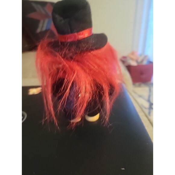 Vintage Russ 5" troll magician rabbit wand cape red hair - Picture 2 of 3